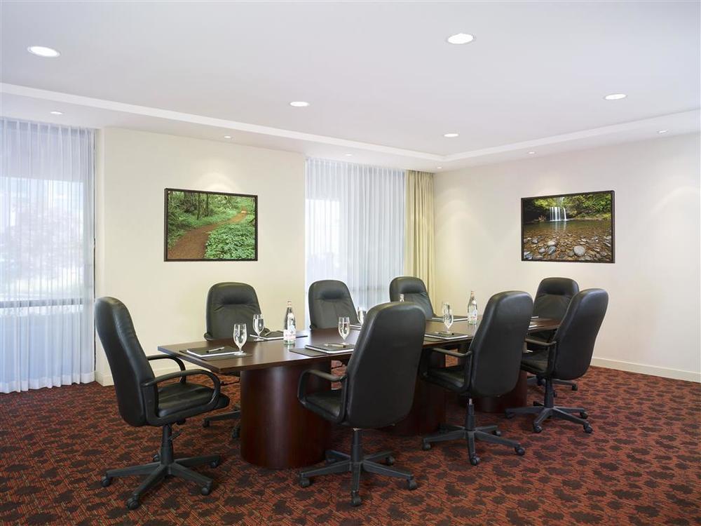 Sheraton Vancouver Airport Hotel Richmond Facilities photo