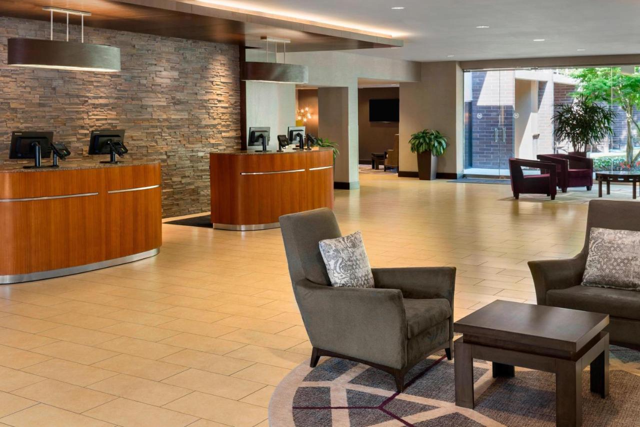 Sheraton Vancouver Airport Hotel Richmond Exterior photo