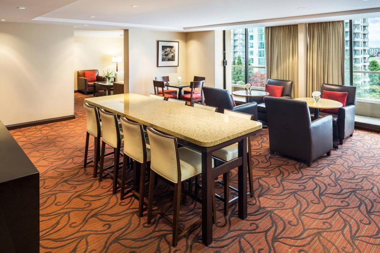 Sheraton Vancouver Airport Hotel Richmond Exterior photo